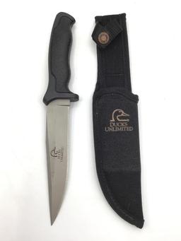 Lg. Ducks Unlimited Knife w/ Sheath