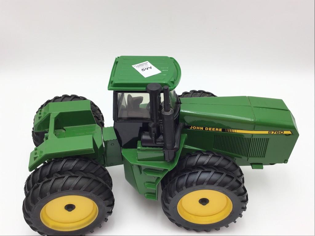 John Deere 1/16 Scale Toyt Tractor-8760 4WD-1988