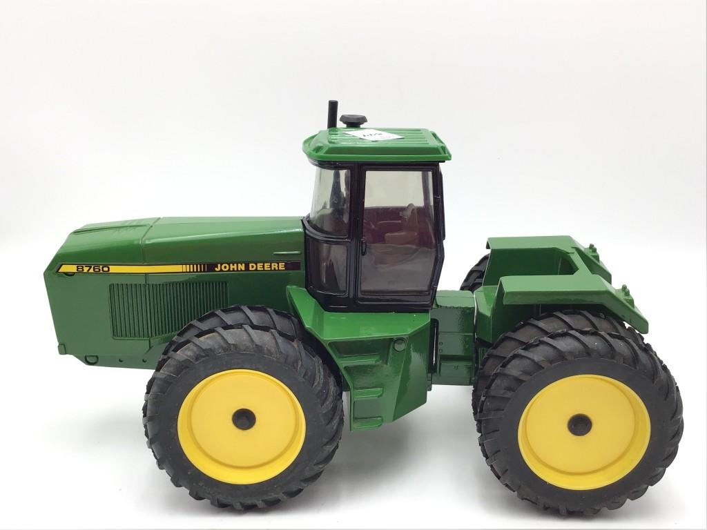 John Deere 1/16 Scale Toyt Tractor-8760 4WD-1988