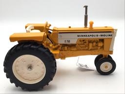 1/16 Scale Minneapolis Moline G-750 Toy Tractor