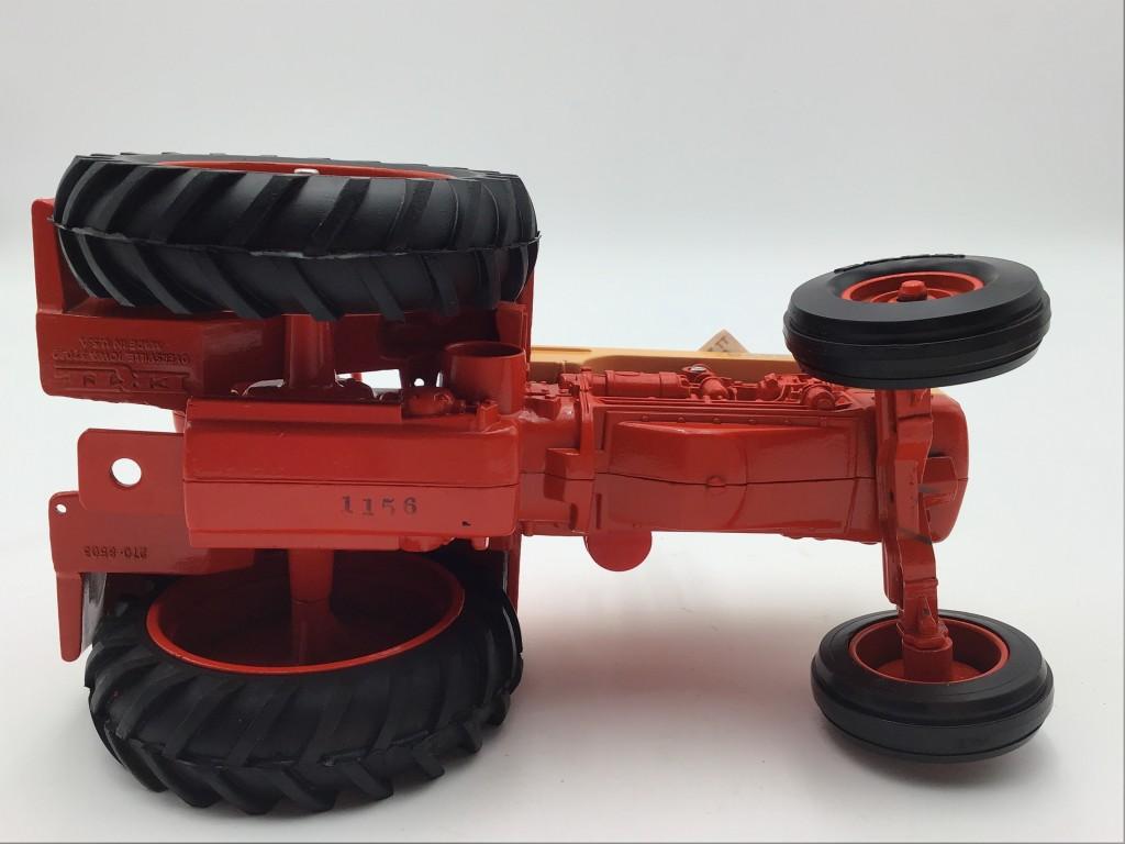 Lot of 2-1/16 Scale Case Toy Tractors Including