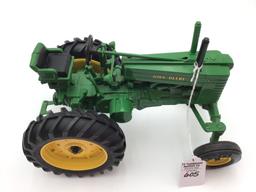 1/16 Scale John Deere G Toy Tractor by Ertl