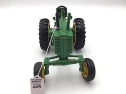 1/16 Scale John Deere G Toy Tractor by Ertl