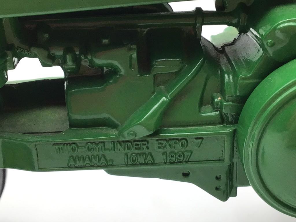 1/16 Scale John Deere G Toy Tractor by Ertl