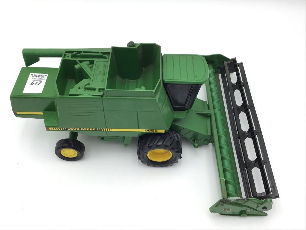 1/16 Scale John Deere 9600 Special Edition