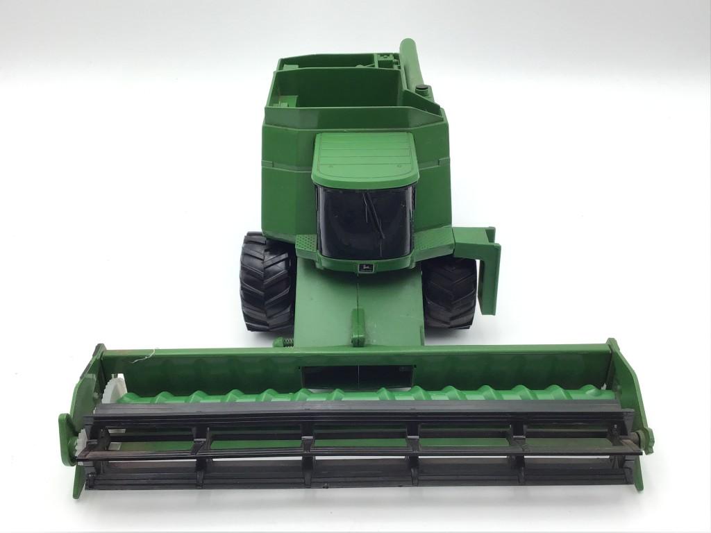 1/16 Scale John Deere 9600 Special Edition