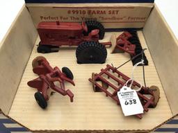 Slik Toy #9910 Farm Set in Original Display Box
