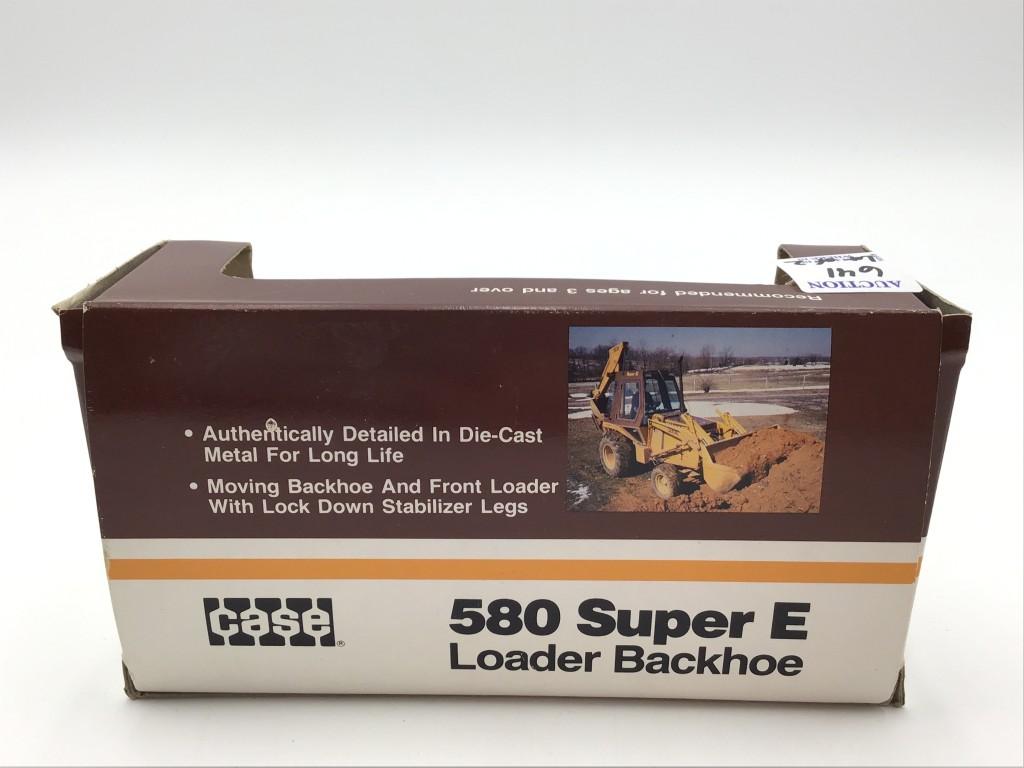 Lot of 2 Case Toys Including 850G Long Track