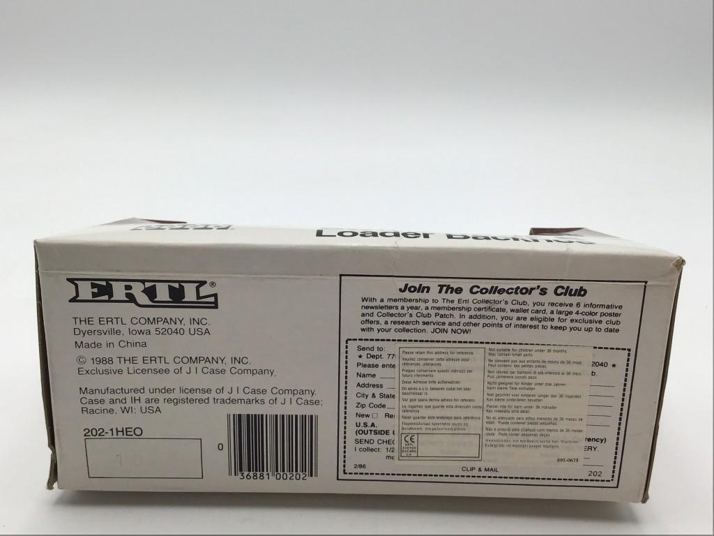 Lot of 2 Case Toys Including 850G Long Track