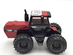 Group of Smaller Scale Case & Versatile Toy