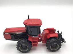 Group of Smaller Scale Case & Versatile Toy
