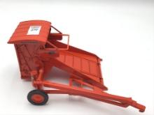 1/16 Scale Alliis Chalmers Roto-Baler