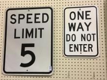 Lot of 2 Metal Signs Including Speed Limit