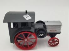 1/16 Scale Model International Harvester Titan