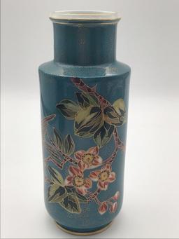 Lot of 2 Floral Decorated Oriental Pieces