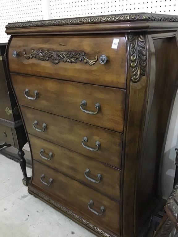 Contemp. Five Drawer Chest of Drawers