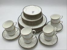 Very Nice of Lenox Constance Pattern Debut