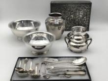 Group of Silverplate Including Oneida & Others