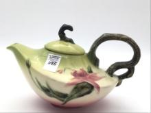 Hull Pottery Wood Land Tea Pot W26 w/ Lid