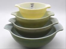 Vintage Pyrex Green Verde/Avocado Cinderella