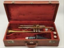 Getzen Super Deluxe Trumpet Marked G962 with