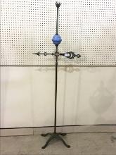 Lightening Globe Stand w/ Directional Arrow &