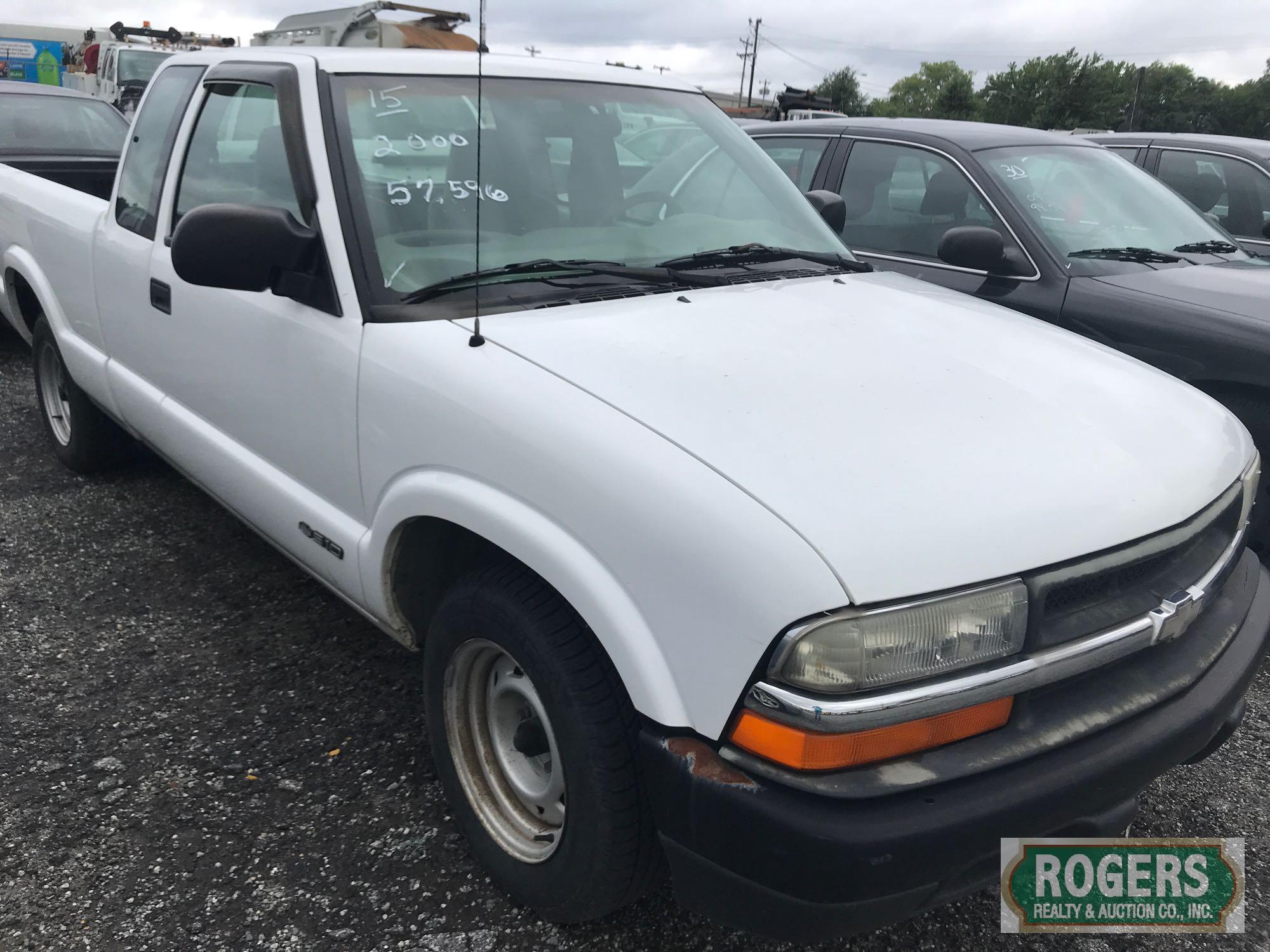 2000 Chevrolet S10, 57596 miles, 1GCCS19WZYK181702