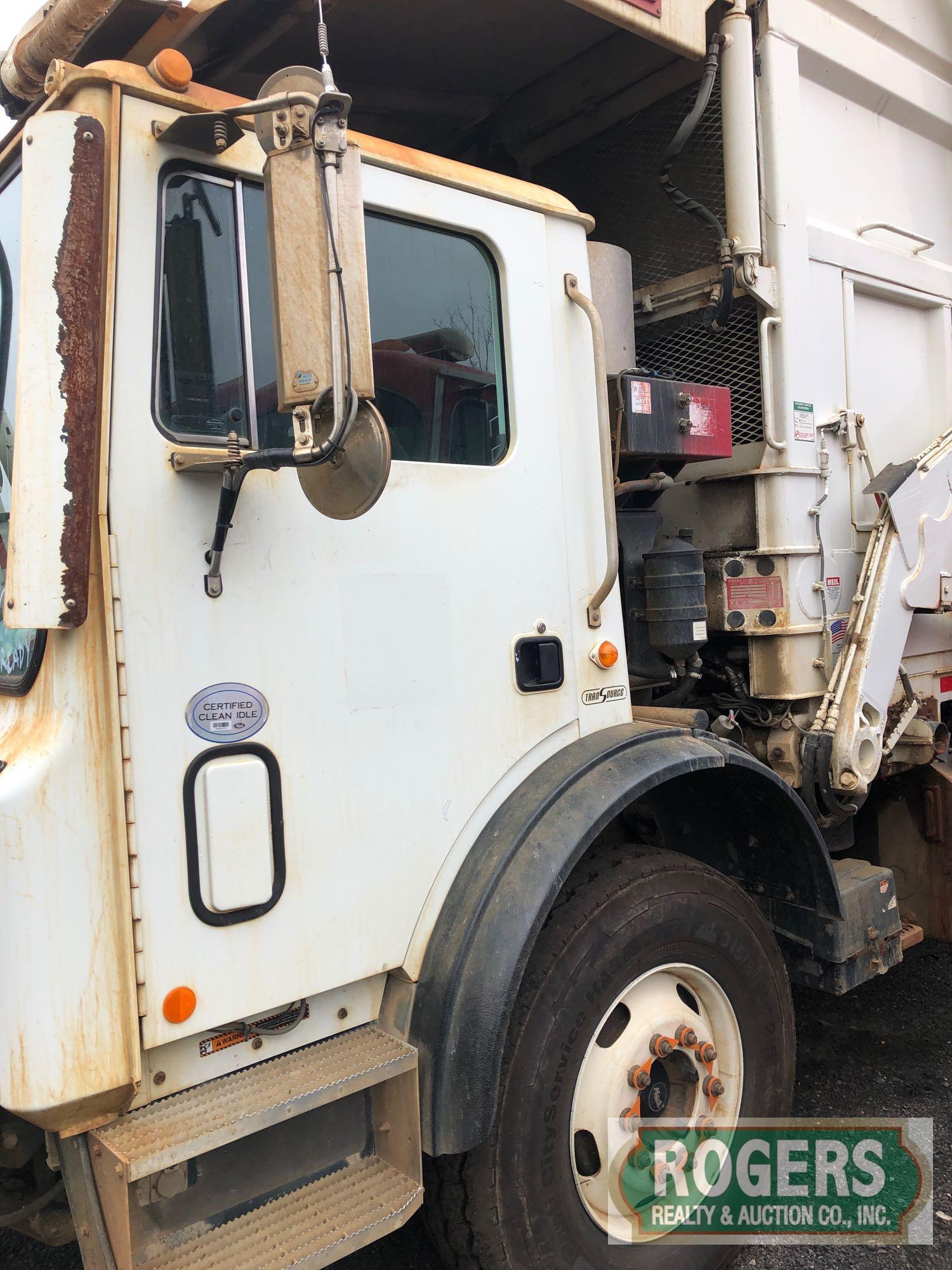 2014 - MACK FRONT LOADER REFUSE TRUCK -MRU613