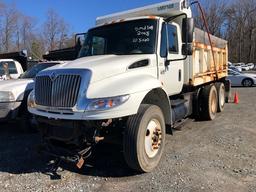 2005 -INTERNATIONAL 4400 - DUMP TRUCK