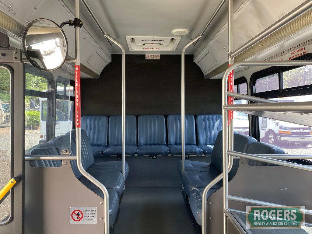 2015 EL DORADO NATIONAL Bus