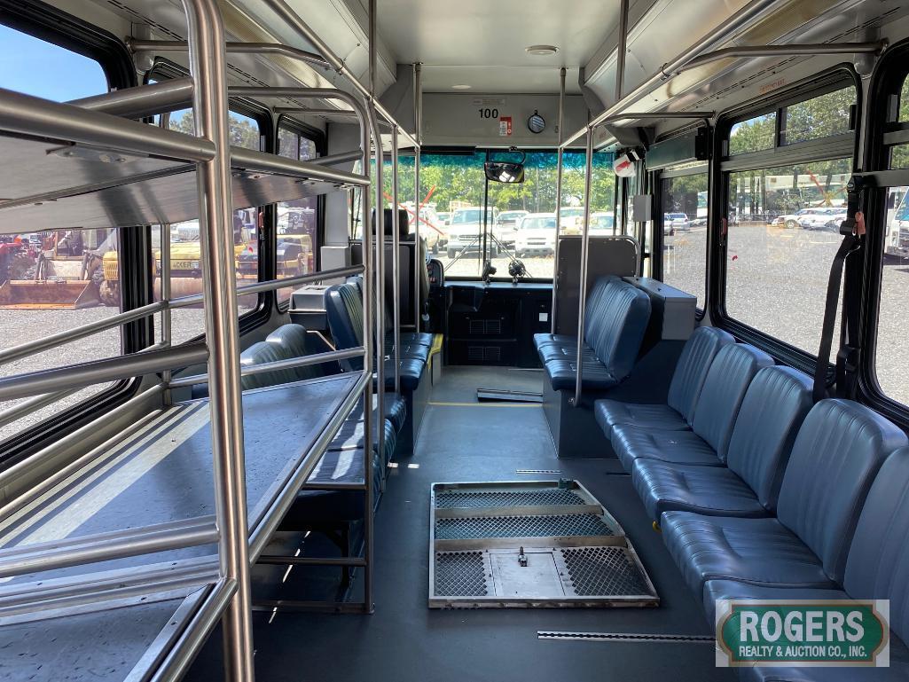 2015 EL DORADO NATIONAL Bus
