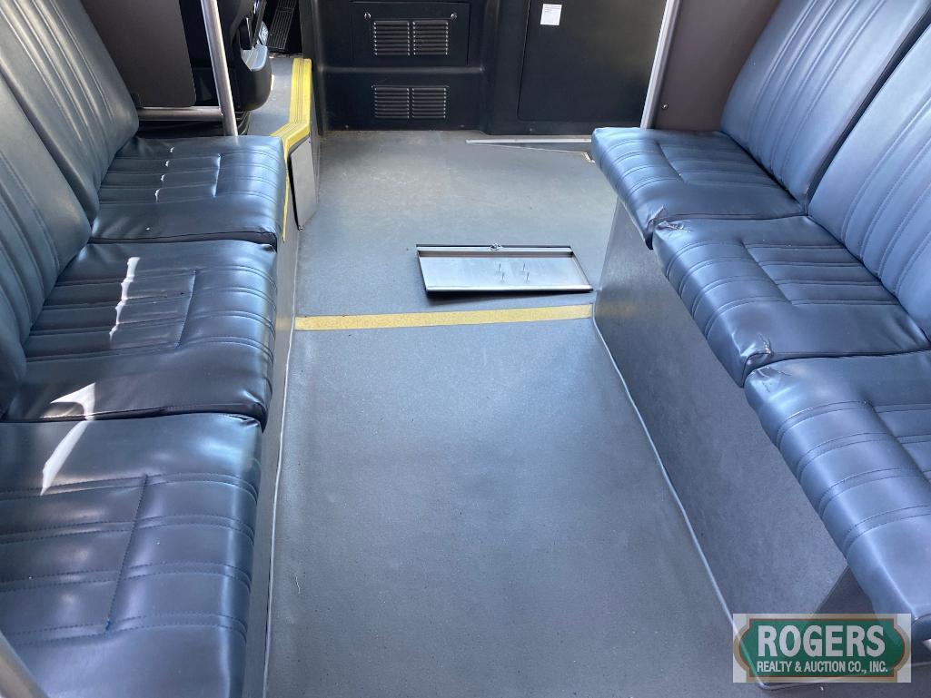 2015 EL DORADO NATIONAL Bus