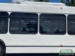 2015 EL DORADO NATIONAL Bus