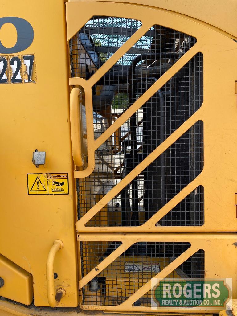 2011 VOLVO L70F WHEEL LOADER
