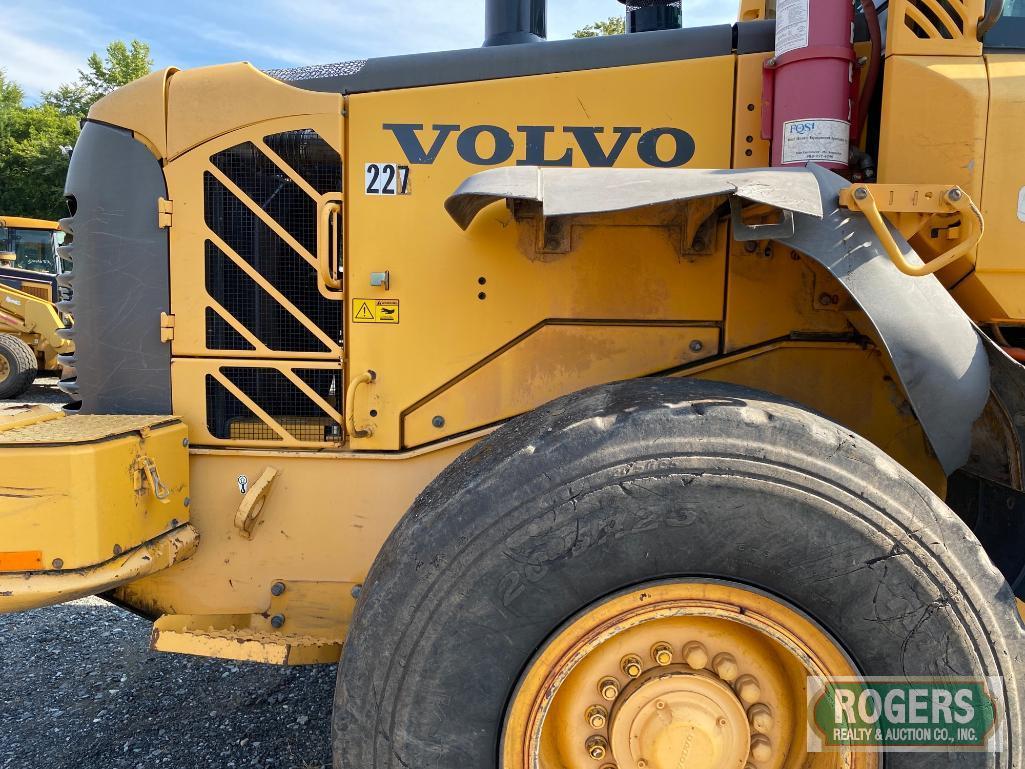 2011 VOLVO L70F WHEEL LOADER