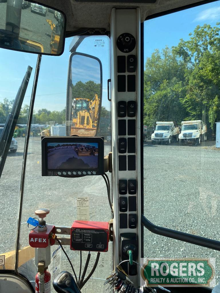 2011 VOLVO L70F WHEEL LOADER