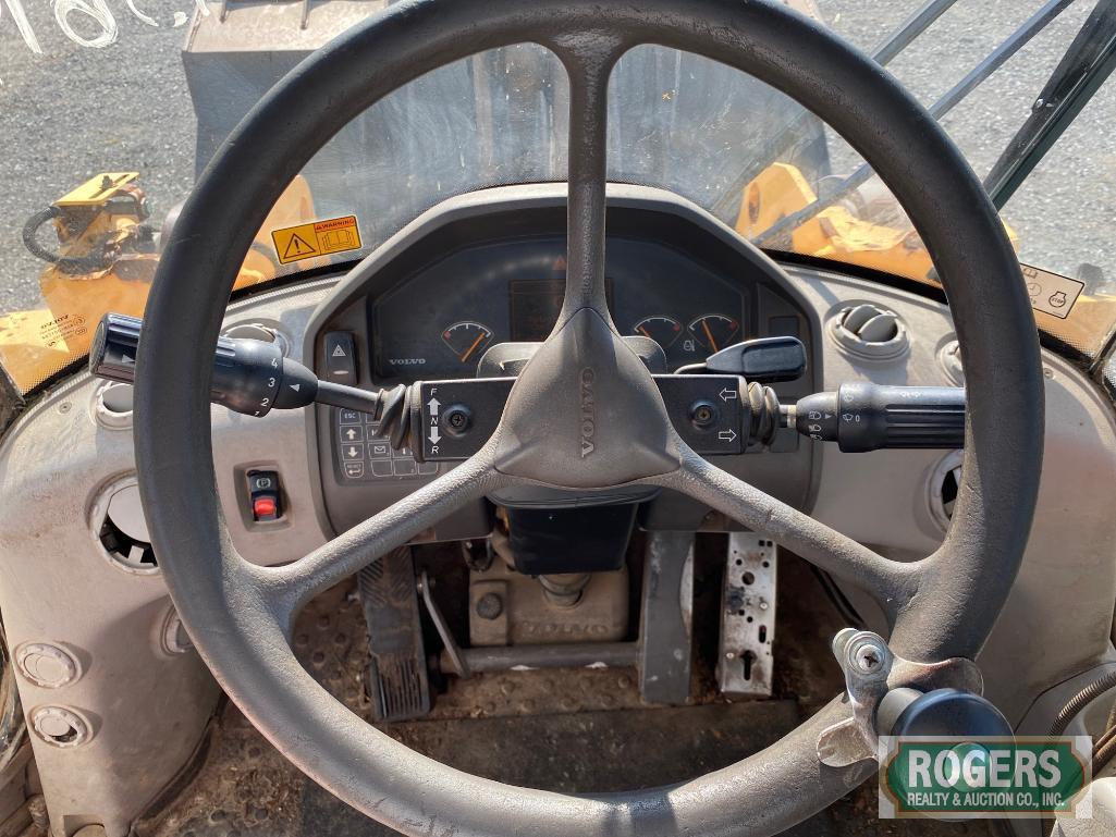 2011 VOLVO L70F WHEEL LOADER