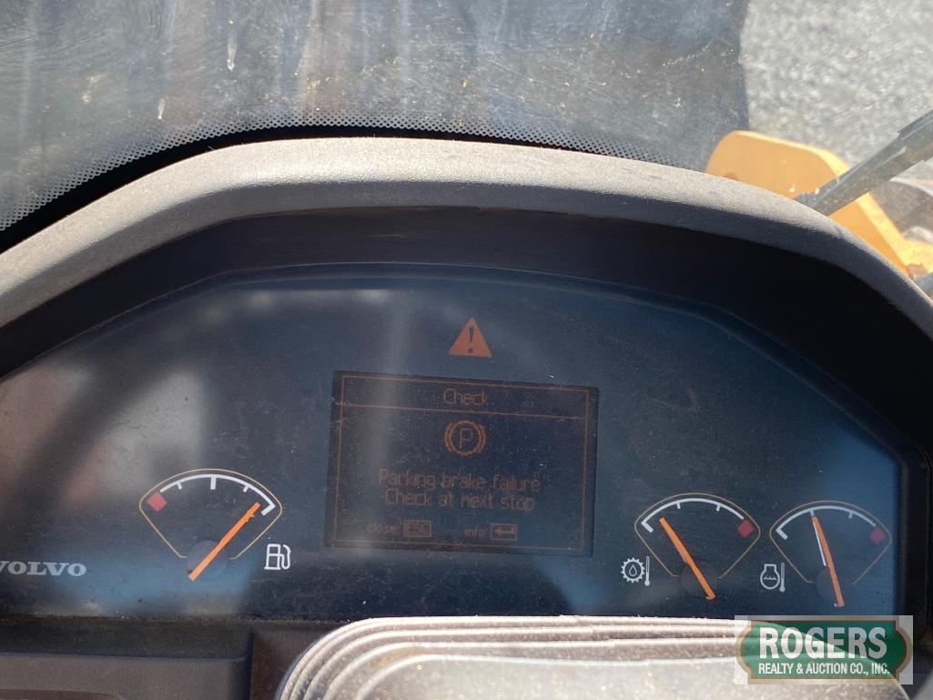 2011 VOLVO L70F WHEEL LOADER
