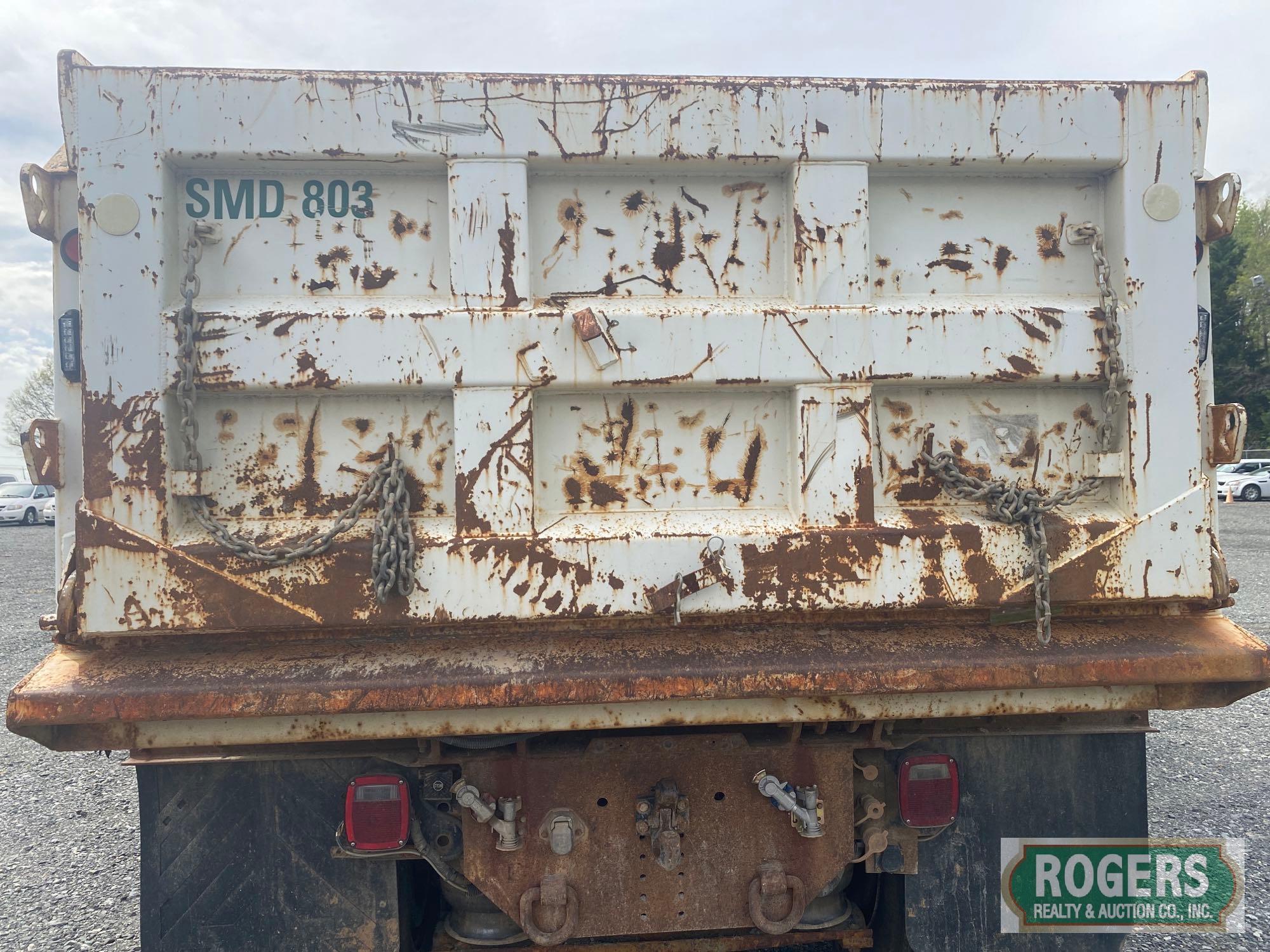 2010 FREIGHTLINER M2106