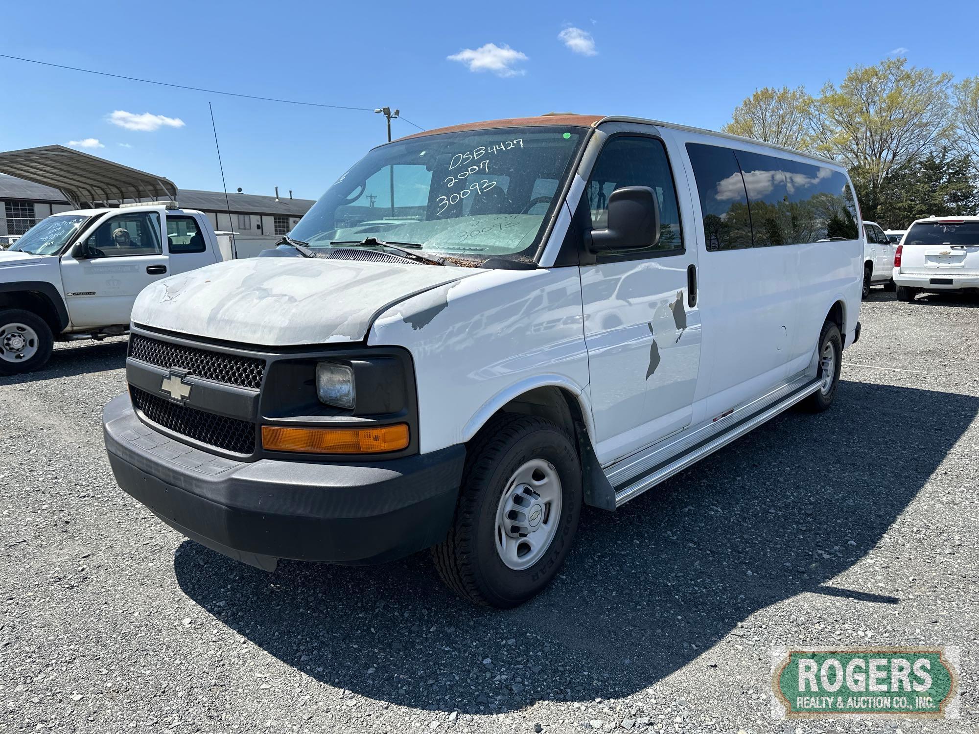 2007 CHEVROLET G-3500 (CHEV)
