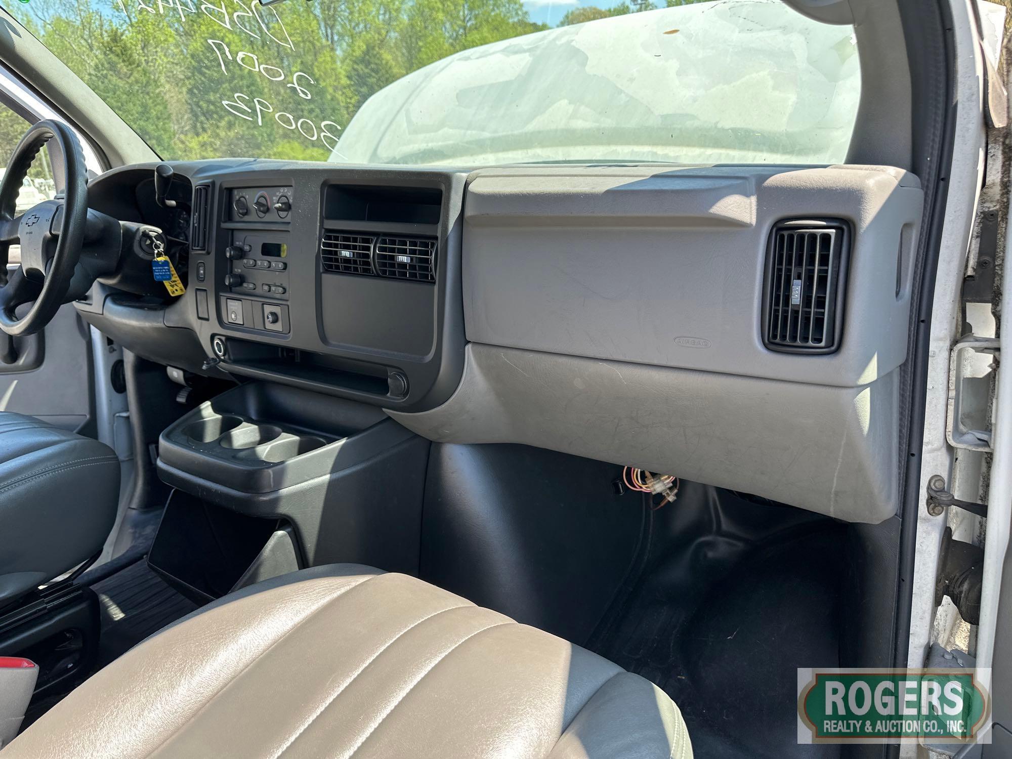 2007 CHEVROLET G-3500 (CHEV)