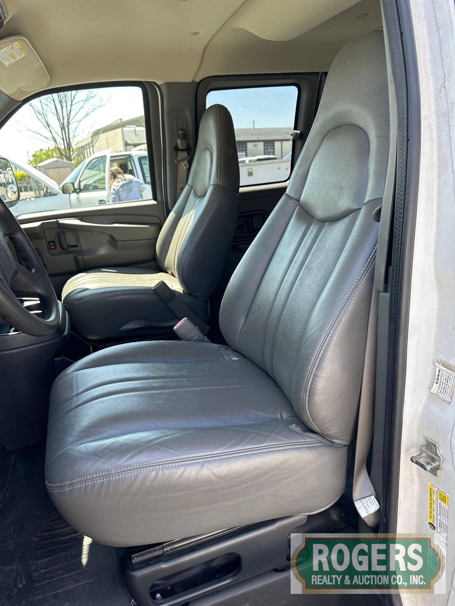 2007 CHEVROLET G-3500 (CHEV)