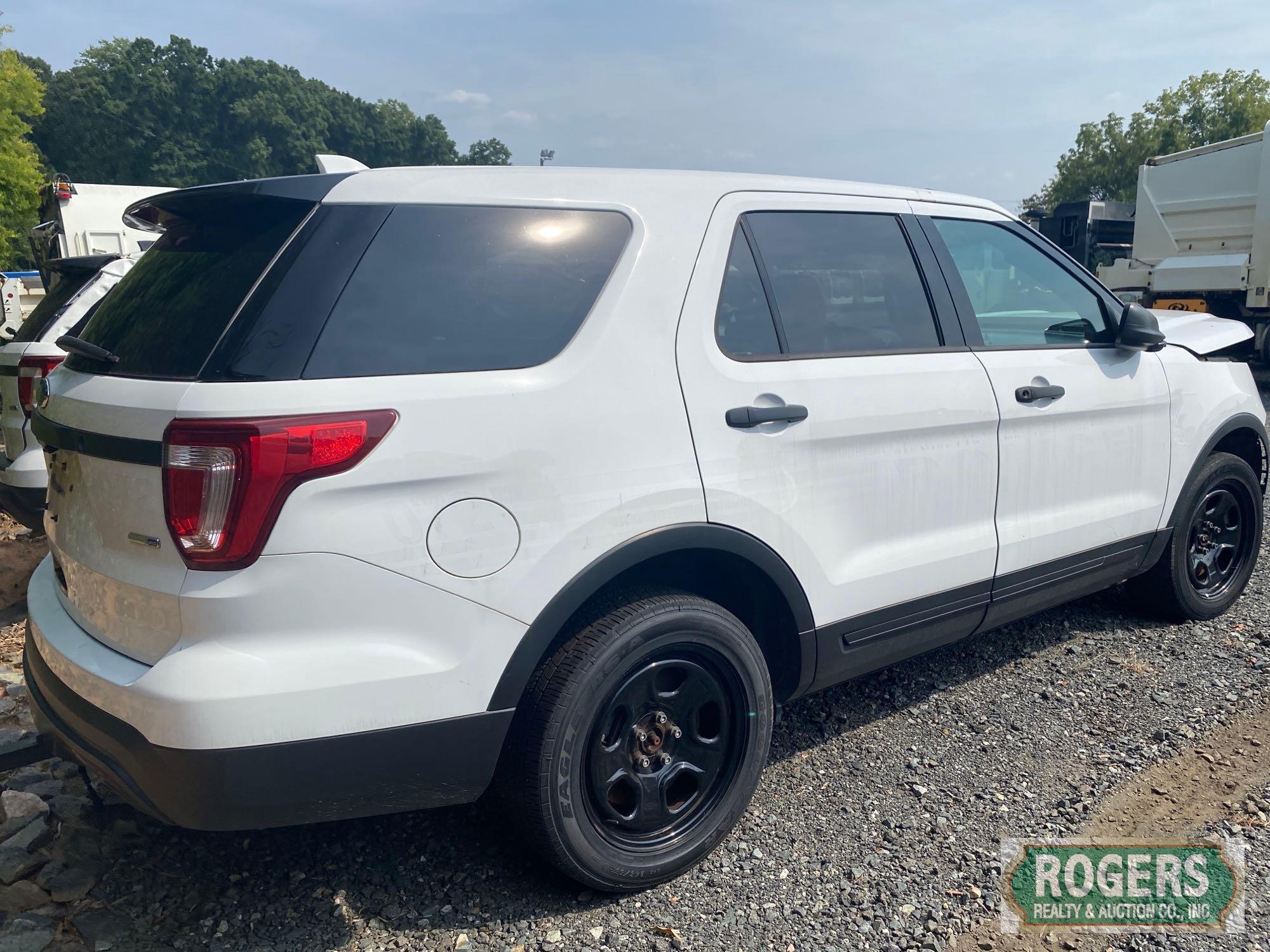 2017 FORD EXPLORER INTR