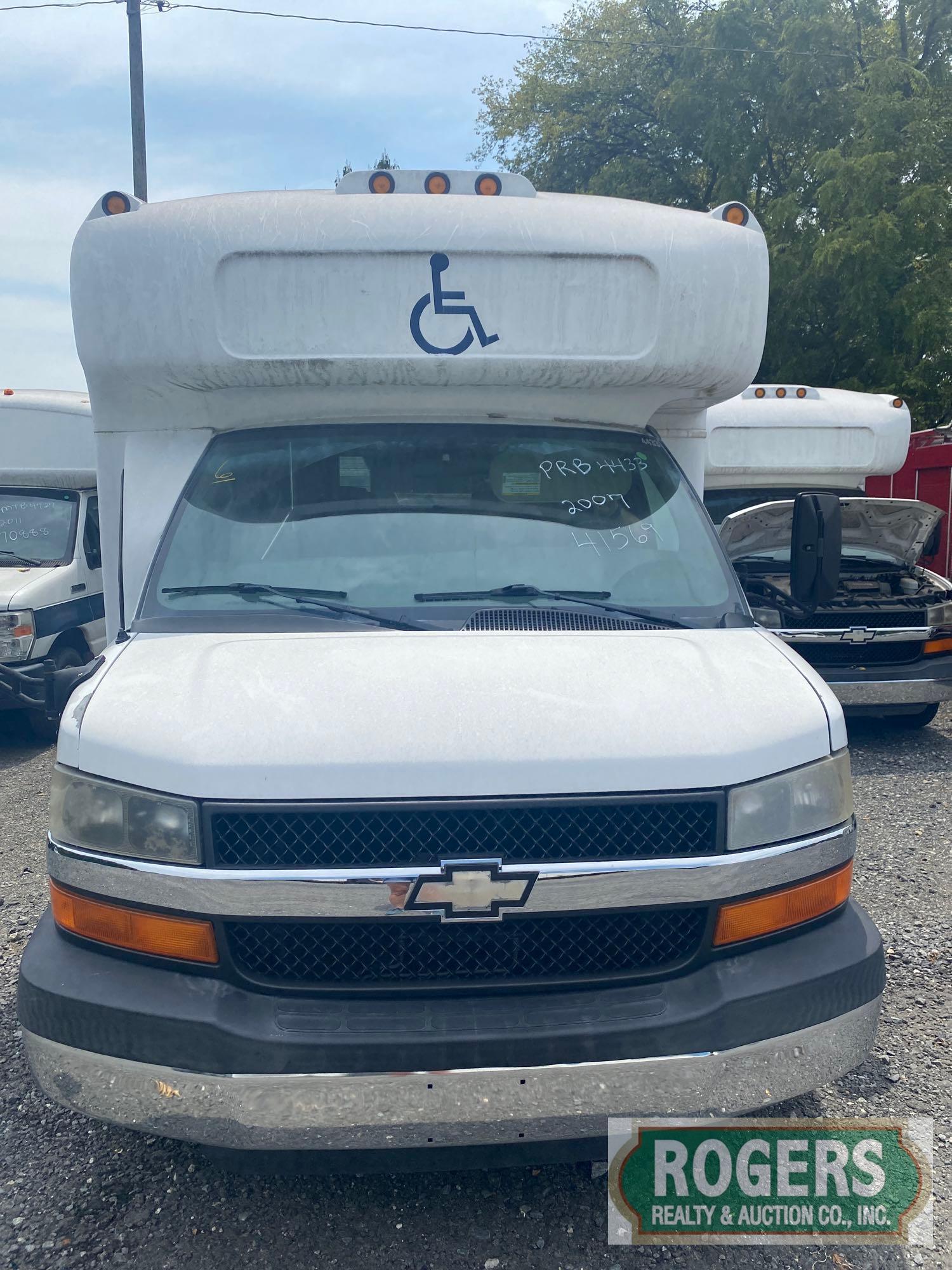 2007 CHEVROLET G-3500 (CHEV)
