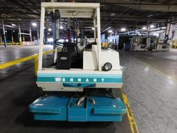 Tennant Propane Powered Rider Floor Machine Model 550, S/N N/A (2087 hours)