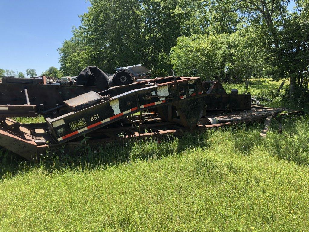 LOT: Assorted Surplus Material - Steel Pipe , Vaves, Piclamps, catwalks, Pi