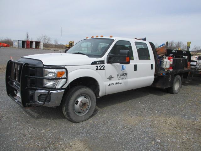 2014 Ford 350 4x4 Crew Flatbed Truck, Diesel Engine, Automatic Transmission, Crew Cab, A/C, Dual