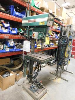Powermatic 20 in. Variable Speed Drill Press, S/N 220V207, Crank Adjustable T-Slot Oil Groove Table