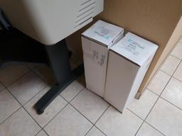 HP 42 in. Plotter/Printer Model Designjet 500
