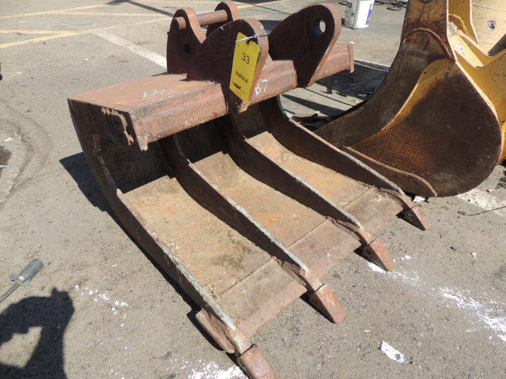 Backhoe Bucket 36 in. , LOCATION: 2435 S. 6th Ave., Phoenix, AZ 85003